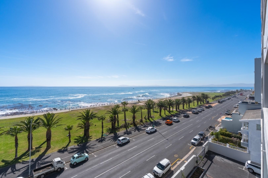 3 Bedroom Property for Sale in Mouille Point Western Cape